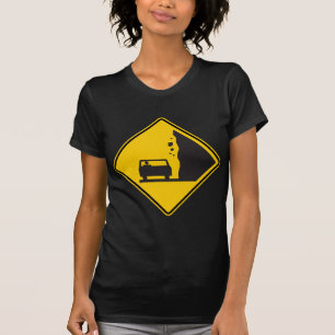 落ちる石の地帯のハイウェーの印 Tシャツ