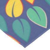 落ちる緑と黄葉色のパターン テーブルクロス (アングル)