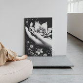 落ちる花びらと植物の手の彫刻を施したキャンバス キャンバスプリント
