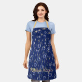 落ち星と泡オールオーバープリントエプロン エプロン (着用した状態)