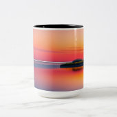 落ち着いたシーンの二音コーヒーマグ ツートーンマグカップ (中央)