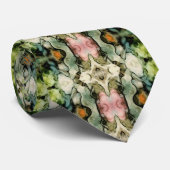 落ち着いた数々の色の模様 ネクタイ (ロール)