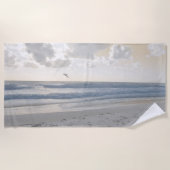 落ち着いた海 ビーチタオル (正面)