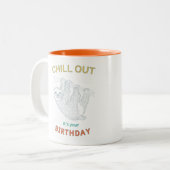 落ち着けよ誕生日 ツートーンマグカップ (正面左)