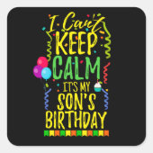 落ち着保くれない息子の誕生日 スクエアシール (正面)