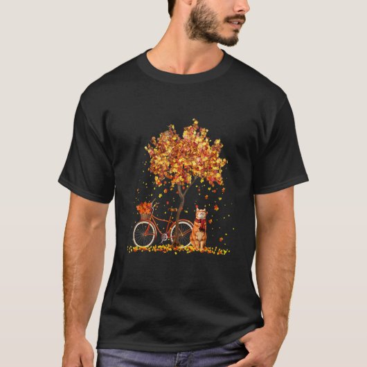 落ち葉と木と自転車と猫 Tシャツ (正面)