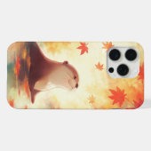 落ち葉の下のカワウソの視線 iPhoneケース (裏面横)