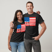 落下爆弾を持つ米国国旗 Tシャツ (ユニセックス)