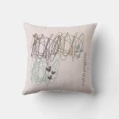 落書きとハート – 作業中 クッション (裏面)