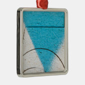 落書きのクローズアップ メタルオーナメント (右)