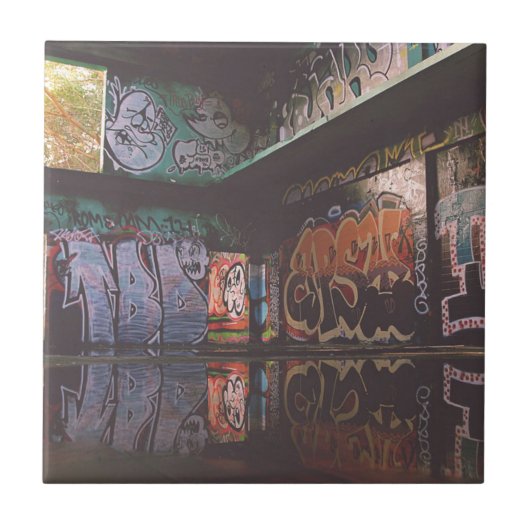 落書きのグランジなデザイン タイル (正面)