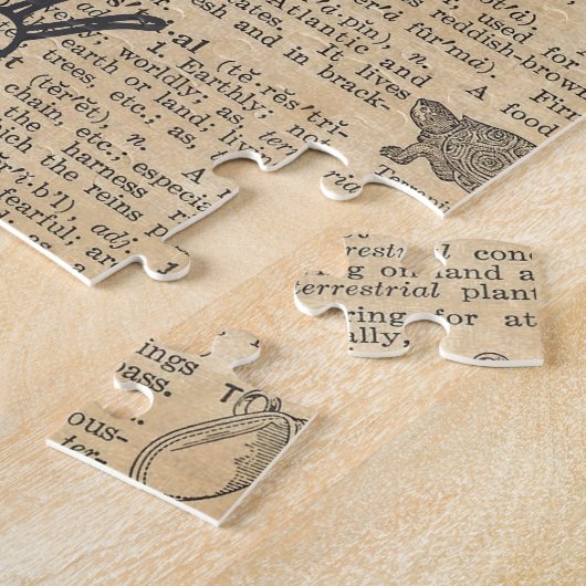 落書きのセピア色の黒の旧式な辞書のページ ジグソーパズル (側面)