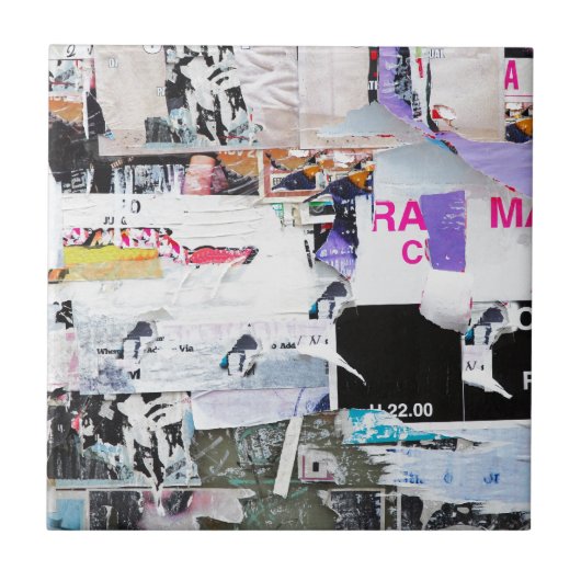 落書きの壁のBanksyのスタイルによって引き裂かれる紙 タイル (正面)