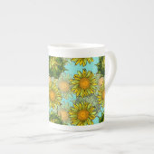 葉と芽のある黄色のひまわり模様 ボーンチャイナマグカップ (正面右)