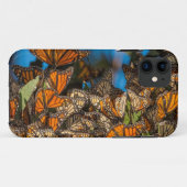 葉にしがみつく渡り中のオオカナダモナカチョウ Case-Mate iPhoneケース (裏面(横))