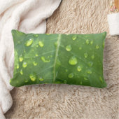 葉に滴る雨 ランバークッション (ブランケット)