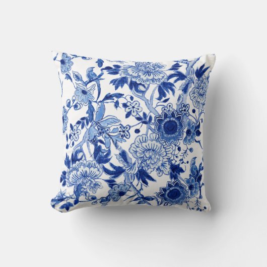 葉に青と白のチノワズリーの鳥のフローラ クッション (正面)