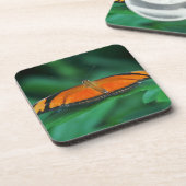 葉に鮮やかなオレンジと黒い蝶 コースター (左側)