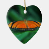 葉に鮮やかなオレンジと黒い蝶 セラミックオーナメント (右)