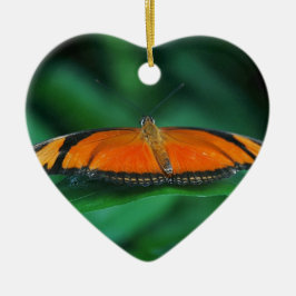 葉に鮮やかなオレンジと黒い蝶 セラミックオーナメント