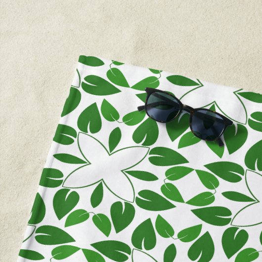葉のパターン、のパター葉ン、緑の葉 ビーチタオル (インサイチュ)