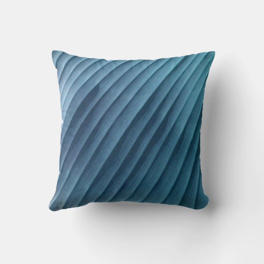 葉の青（対角線） クッション (裏面)