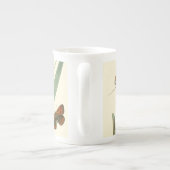 葉カラフルを舞うのまわりに蝶 ボーンチャイナマグカップ (裏面)