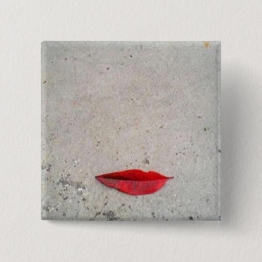 "葉唇"の写真ボタン 缶バッジ (正面)