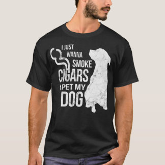 葉巻と犬の好き葉巻を吸って愛用する Tシャツ