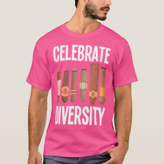 葉巻を吸う多様性お祝い 楽しい葉巻愛好家 Tシャツ (正面)