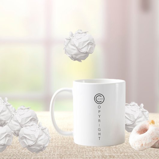 著作権モダンの白黒 コーヒーマグカップ