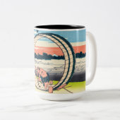 葛飾北斎 – 尾張国富士見原市 ツートーンマグカップ (正面右)