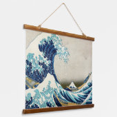 葛飾北斎 – 神奈川素晴らしの波 吊り下げ型タペストリー (傾斜あり)