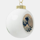 葛飾北斎。神奈川素晴らし沖の波 セラミックボールオーナメント (左)