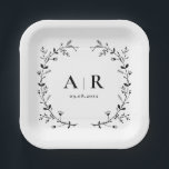 葡萄のスクロール結婚式のモノグラム、カップルのイニシャル ペーパープレート<br><div class="desc">このうねる葡萄のデザインは、結婚式で洗練された印象を与えることができます。お客様の情報に合わせて、イベントに適した文言に変更して、オリジナルに仕上げることができます。</div>