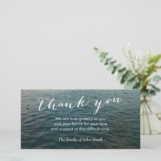 葬儀の後、海がさざなみ、追悼式 サンキューカード (スタンド正面)