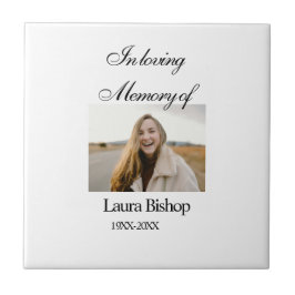 葬儀の記念の愛情の中で年を追加 タイル