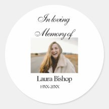 葬儀の記念の愛情の中で年を追加