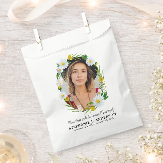 葬儀シードパケットカスタム写真フローラメモリアル フェイバーバッグ (クリップ留めされた状態)