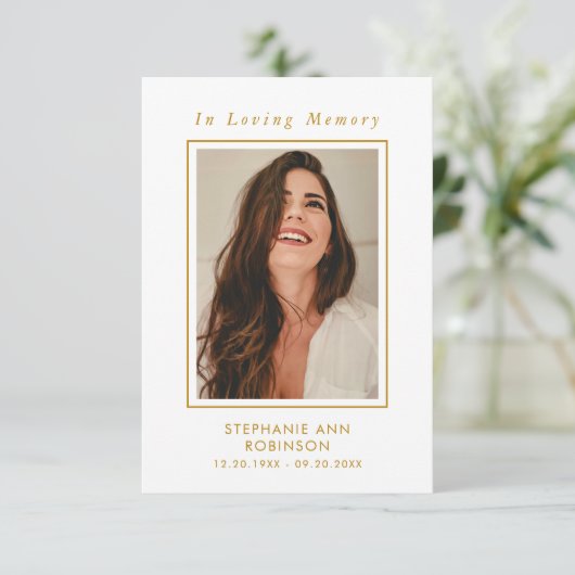 葬儀フォトメモリアル金ゴールド台形記念カード (スタンド正面)