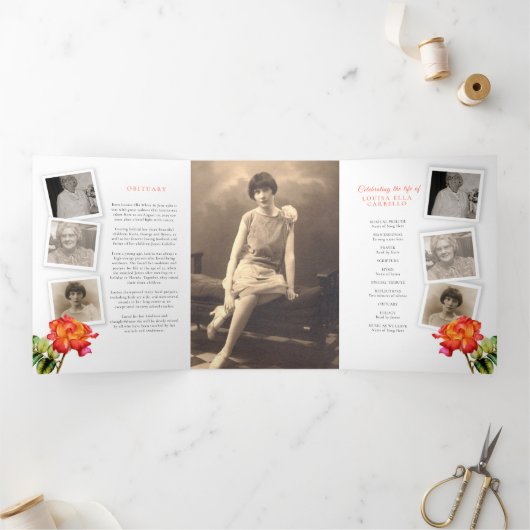 葬儀プログラムストライプのバラ赤 三つ折り招待状 (内部)