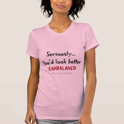 葬儀屋または葬儀屋のおもしろいな霊柩車のデザイン Tシャツ (正面)