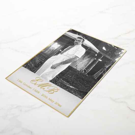 葬儀記念撮影シンプル写真 箔招待状 (回転した状態)