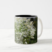 葱類の花のマグ ツートーンマグカップ (正面右)