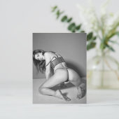 蒸し暑い美しい赤ちゃんランジェリーのモデル写真 ポストカード (スタンド正面)