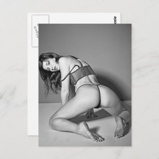 蒸し暑い美しい赤ちゃんランジェリーのモデル写真 ポストカード (正面/裏面)