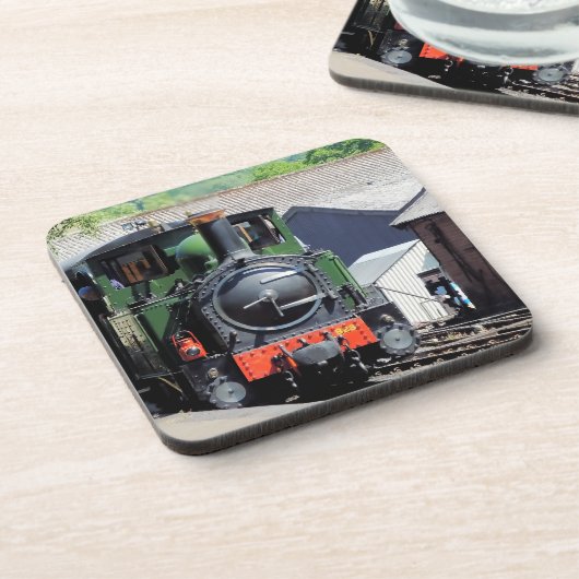 蒸気列車 コースター (左側)