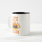 蒸気機関を愛する列車の方が命が惜しい ツートーンマグカップ (正面左)