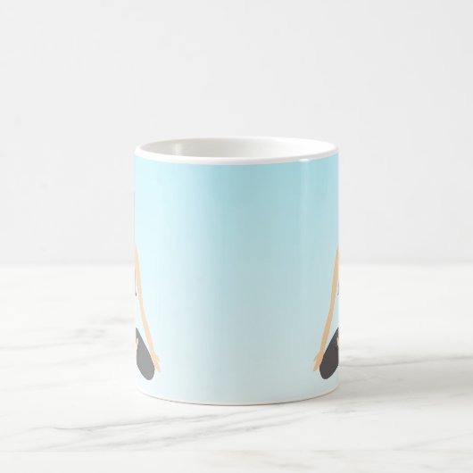 蓮のポーズのヨガの女性 コーヒーマグカップ (中央)