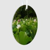 蓮の花のフィールド夏の庭 オーナメント (正面)